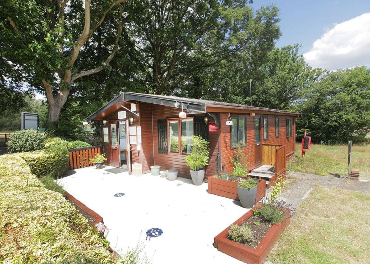 Mercury Yacht Harbour And Holiday Park Lower Swanwick 외부 사진