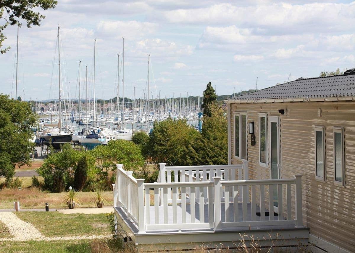 Mercury Yacht Harbour And Holiday Park Lower Swanwick 외부 사진