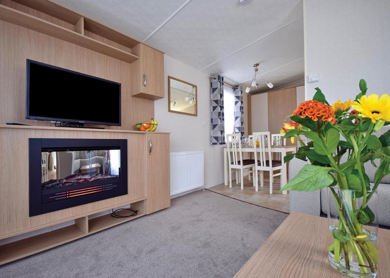 Mercury Yacht Harbour And Holiday Park Lower Swanwick 외부 사진
